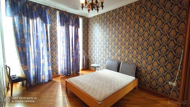Satılır 4 otaqlı köhnə tikili 150 m², 28 May m., photo 21 from 24