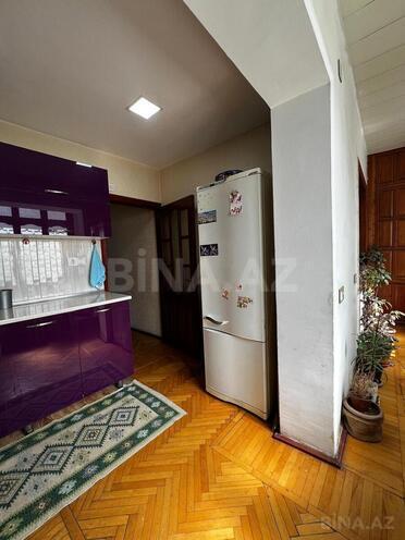 Продаётся 5-комн. вторичка 130 м², Ясамальский р., photo 8 from 18