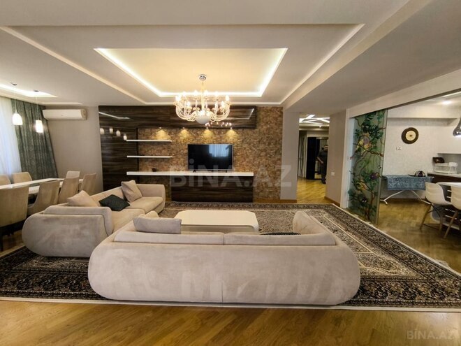 İcarəyə verilir 4 otaqlı yeni tikili 185 m², 28 May m., photo 5 from 18