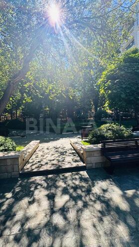 Продаётся 4-комн. новостройка 210 м², Ясамальский р., photo 11 from 12