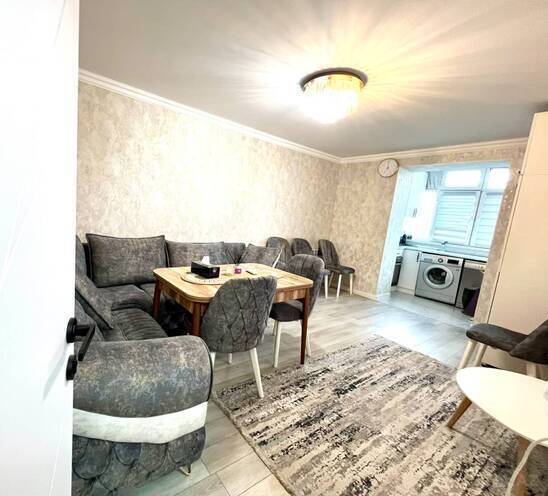 Продаётся 2-комн. вторичка 35 м², м. Кара Караев, photo 3 from 17