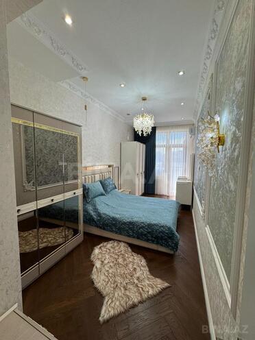Сдаётся 2-комн. новостройка 70 м², Хатаинский р., photo 25 from 26
