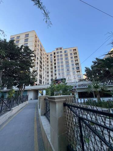 Продаётся 3-комн. новостройка 180 м², м. Ахмедлы, photo 4 from 16