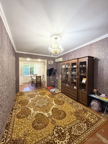 Продаётся 3-комн. вторичка 70 м², м. Мемар Аджеми, photo 1 from 20