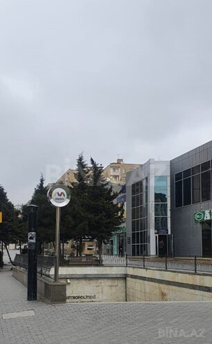 Продаётся 2-комн. вторичка 65 м², м. Ази Асланов, photo 3 from 9