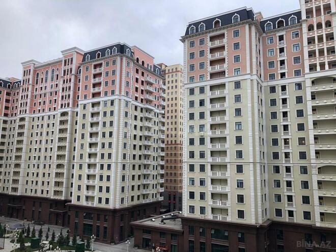 Продаётся 3-комн. новостройка 136 м², м. Элмляр Академиясы, photo 1 from 8