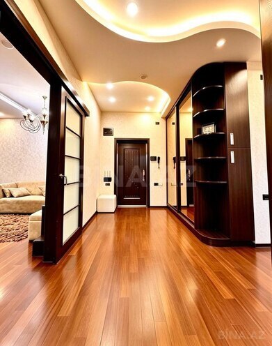 İcarəyə verilir 3 otaqlı yeni tikili 110 m², Nizami m., photo 9 from 16