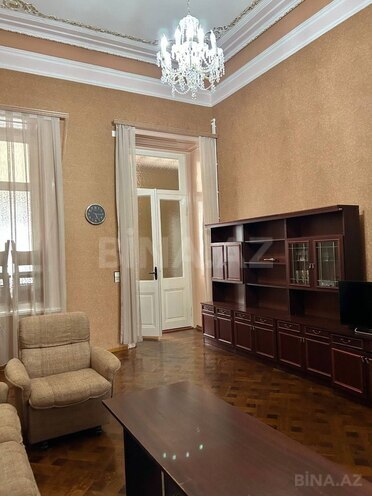 İcarəyə verilir 2 otaqlı köhnə tikili 65 m², Sahil m., photo 3 from 10