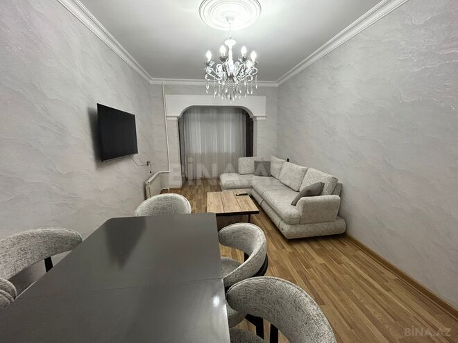 Сдаётся 3-комн. вторичка 80 м², Хатаинский р., photo 3 from 16