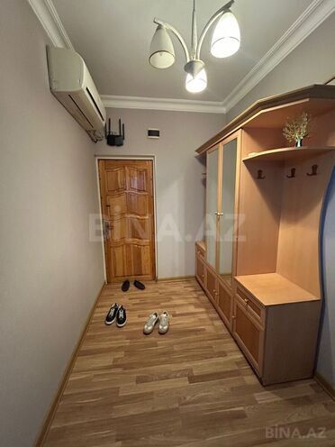 Сдаётся 3-комн. вторичка 80 м², Хатаинский р., photo 13 from 16