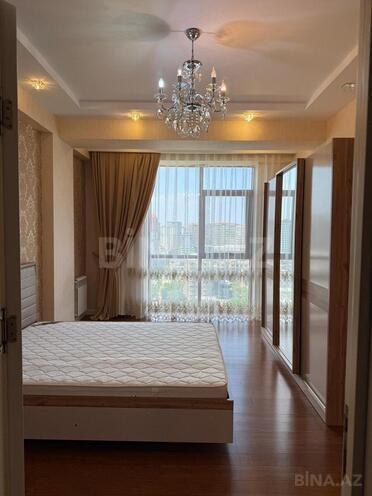 Сдаётся 3-комн. новостройка 140 м², Насиминский  р., photo 8 from 14