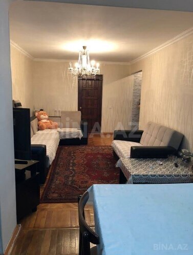 Satılır 3 otaqlı köhnə tikili 85 m², İnşaatçılar m., photo 1 from 16