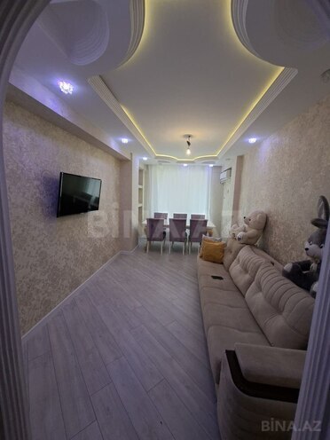 Сдаётся 3-комн. новостройка 75 м², photo 1 from 8