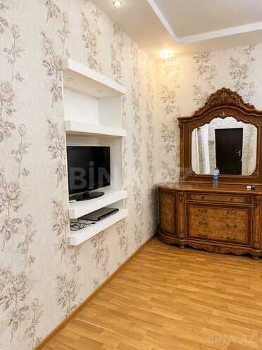 İcarəyə verilir 3 otaqlı köhnə tikili 85 m², Nizami m., photo 3 from 8