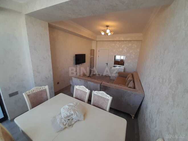 Сдаётся 2-комн. новостройка 70 м², м. 20 января, photo 1 from 10