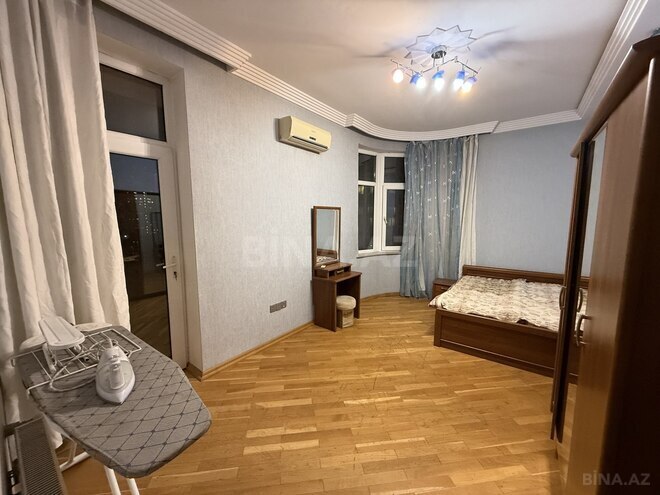 Сдаётся 3-комн. новостройка 130 м², м. Элмляр Академиясы, photo 8 from 16