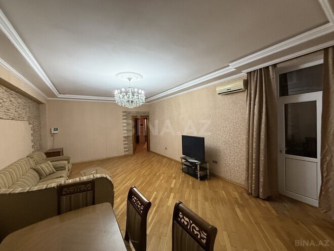 Сдаётся 3-комн. новостройка 130 м², м. Элмляр Академиясы, photo 3 from 16