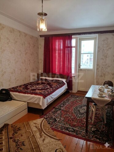 Satılır 1 otaqlı köhnə tikili 35 m², Qara Qarayev m., photo 1 from 7