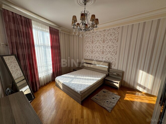 Сдаётся 3-комн. новостройка 135 м², м. Низами, photo 4 from 15