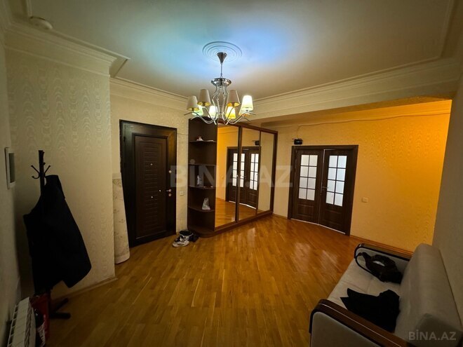 Сдаётся 3-комн. новостройка 135 м², м. Низами, photo 10 from 15