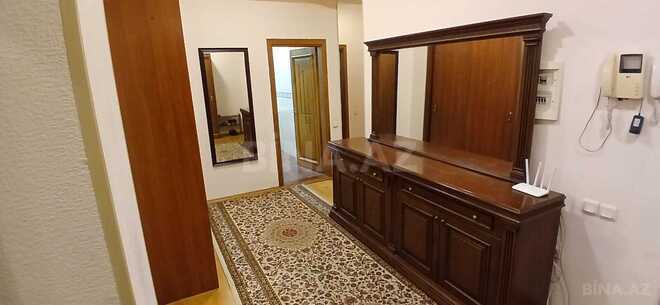 Сдаётся 3-комн. новостройка 140 м², м. Низами, photo 10 from 15