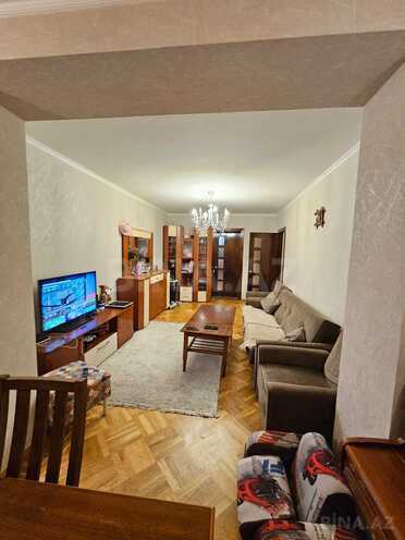Satılır 3 otaqlı köhnə tikili 75 m², İnşaatçılar m., photo 3 from 12