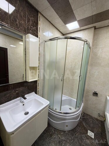 Сдаётся 3-комн. новостройка 135 м², м. Низами, photo 13 from 15