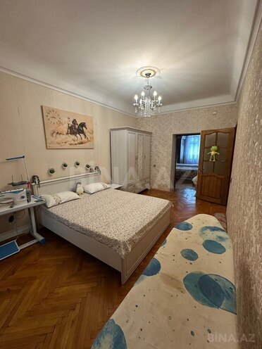 Продаётся 2-комн. вторичка 50 м², м. Нефтчиляр, photo 13 from 19