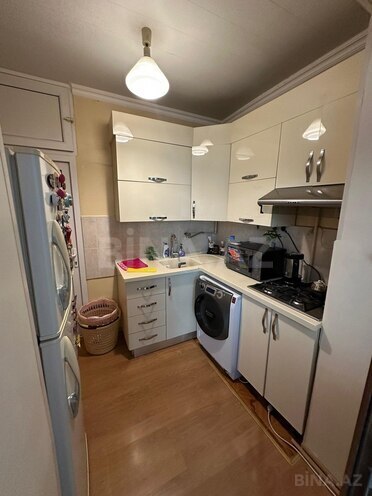 Продаётся 2-комн. вторичка 50 м², м. Нефтчиляр, photo 4 from 19