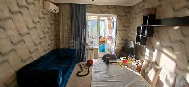 İcarəyə verilir 3 otaqlı köhnə tikili 70 m², Elmlər Akademiyası m., photo 1 from 12