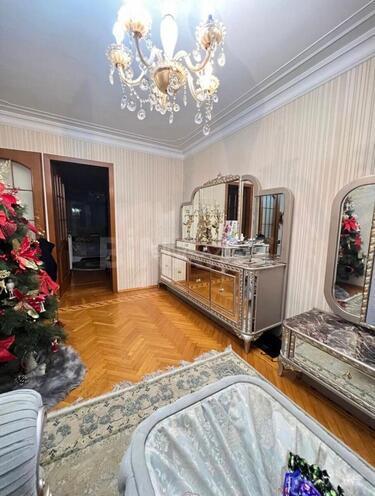 Сдаётся 3-комн. вторичка 80 м², м. Нариман Нариманов, photo 8 from 24