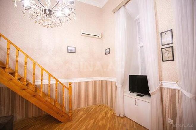 İcarəyə verilir 3 otaqlı köhnə tikili 100 m², Sahil m., photo 6 from 25
