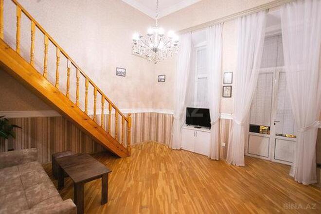 İcarəyə verilir 3 otaqlı köhnə tikili 100 m², Sahil m., photo 4 from 25