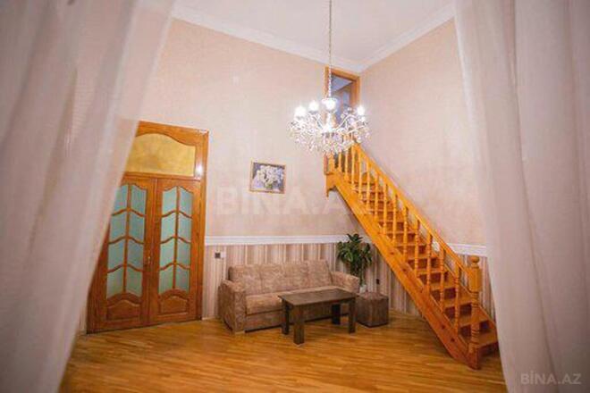 İcarəyə verilir 3 otaqlı köhnə tikili 100 m², Sahil m., photo 3 from 25