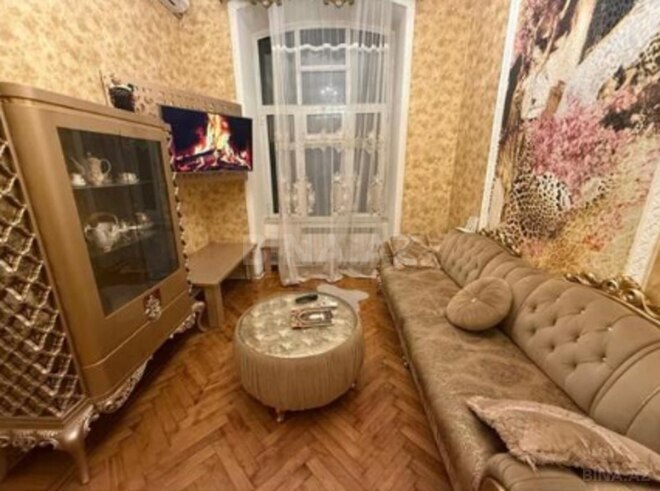 Сдаётся 3-комн. вторичка 78 м², м. Сахил, photo 14 from 19