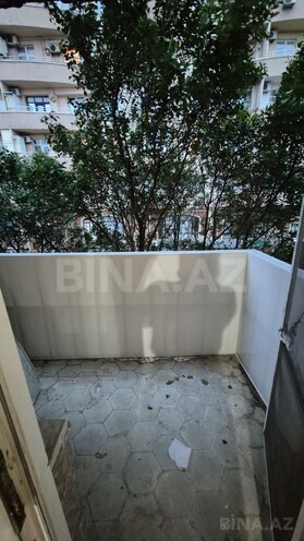 Satılır 1 otaqlı köhnə tikili 31 m², Elmlər Akademiyası m., photo 9 from 10