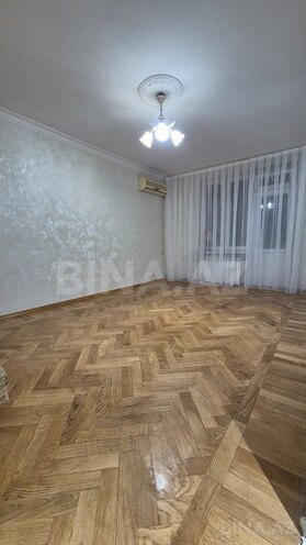 Satılır 1 otaqlı köhnə tikili 31 m², Elmlər Akademiyası m., photo 3 from 10