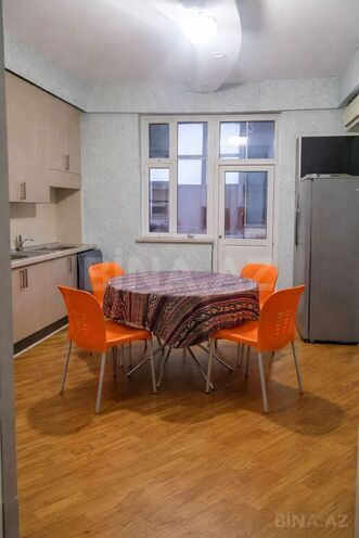 Сдаётся 3-комн. новостройка 110 м², пос. Ясамал, photo 1 from 8