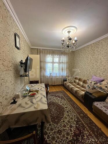 Satılır 2 otaqlı köhnə tikili 65 m², Həzi Aslanov m., photo 1 from 15