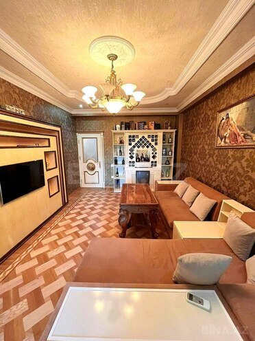 Satılır 4 otaqlı yeni tikili 200.5 m², 28 May m., photo 8 from 15