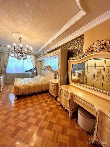 Satılır 4 otaqlı yeni tikili 200.5 m², 28 May m., photo 10 from 15