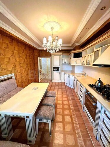 Satılır 4 otaqlı yeni tikili 200.5 m², 28 May m., photo 12 from 15
