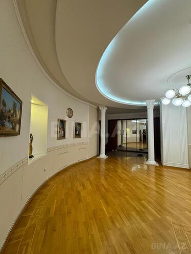 İcarəyə verilir 4 otaqlı yeni tikili 230 m², 28 May m., photo 24 from 31