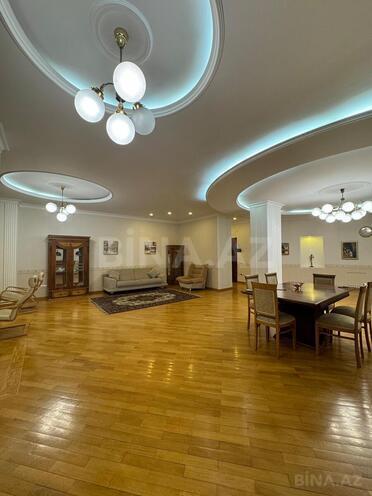 İcarəyə verilir 4 otaqlı yeni tikili 230 m², 28 May m., photo 22 from 31