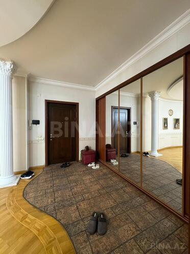 İcarəyə verilir 4 otaqlı yeni tikili 230 m², 28 May m., photo 27 from 31
