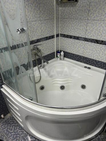 Satılır 3 otaqlı köhnə tikili 114 m², Sahil m., photo 10 from 13