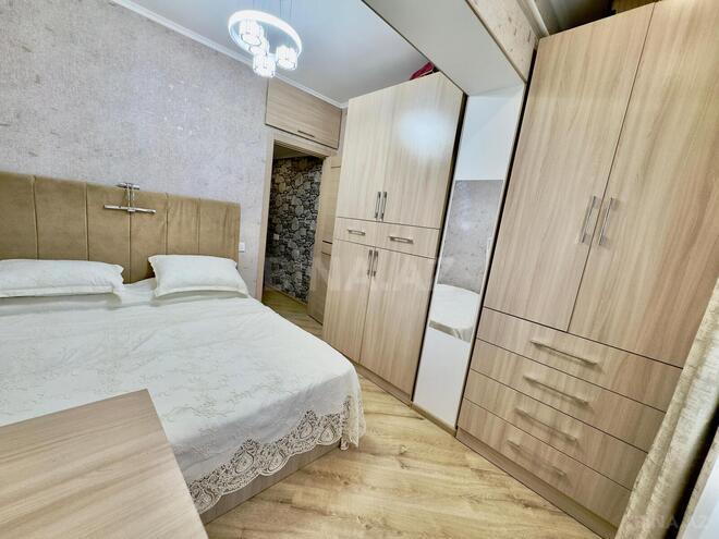 Продаётся 2-комн. вторичка 42 м², м. Гянджлик, photo 6 from 14