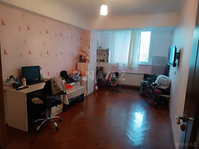 Satılır 3 otaqlı köhnə tikili 75 m², Memar Əcəmi m., photo 1 from 6