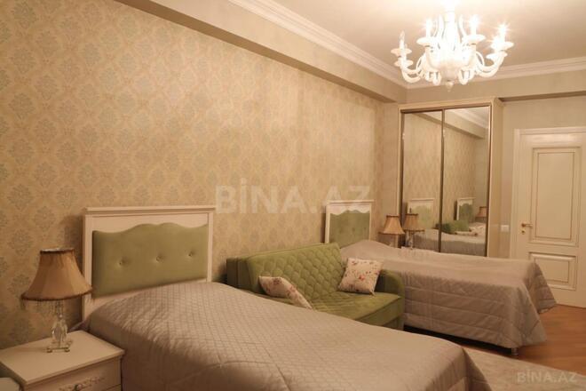 Продаётся 3-комн. новостройка 170 м², м. Низами, photo 6 from 23