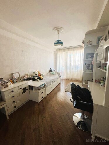 Продаётся 3-комн. вторичка 96 м², м. 28 мая, photo 7 from 15
